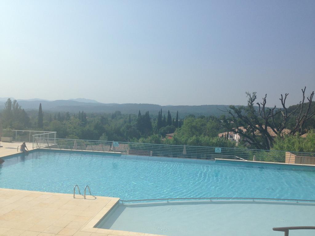 Appartement Dans Residence - Le Domaine De Camiole Callian  Zewnętrze zdjęcie