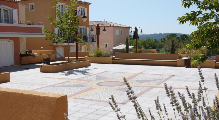Appartement Dans Residence - Le Domaine De Camiole Callian  Zewnętrze zdjęcie